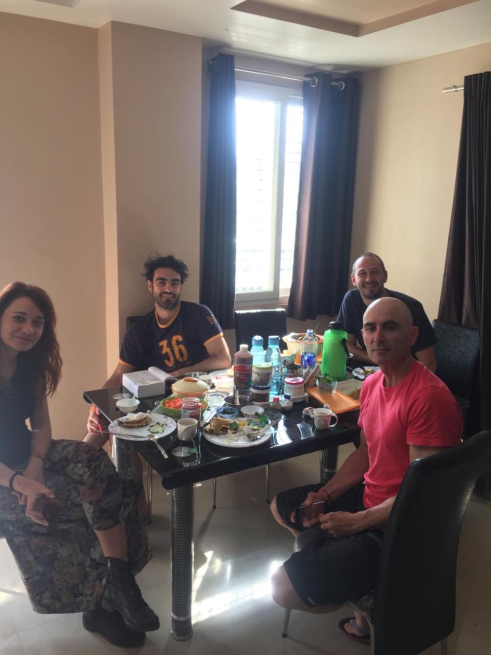 Travelling Troopers Homestay バラナシ エクステリア 写真